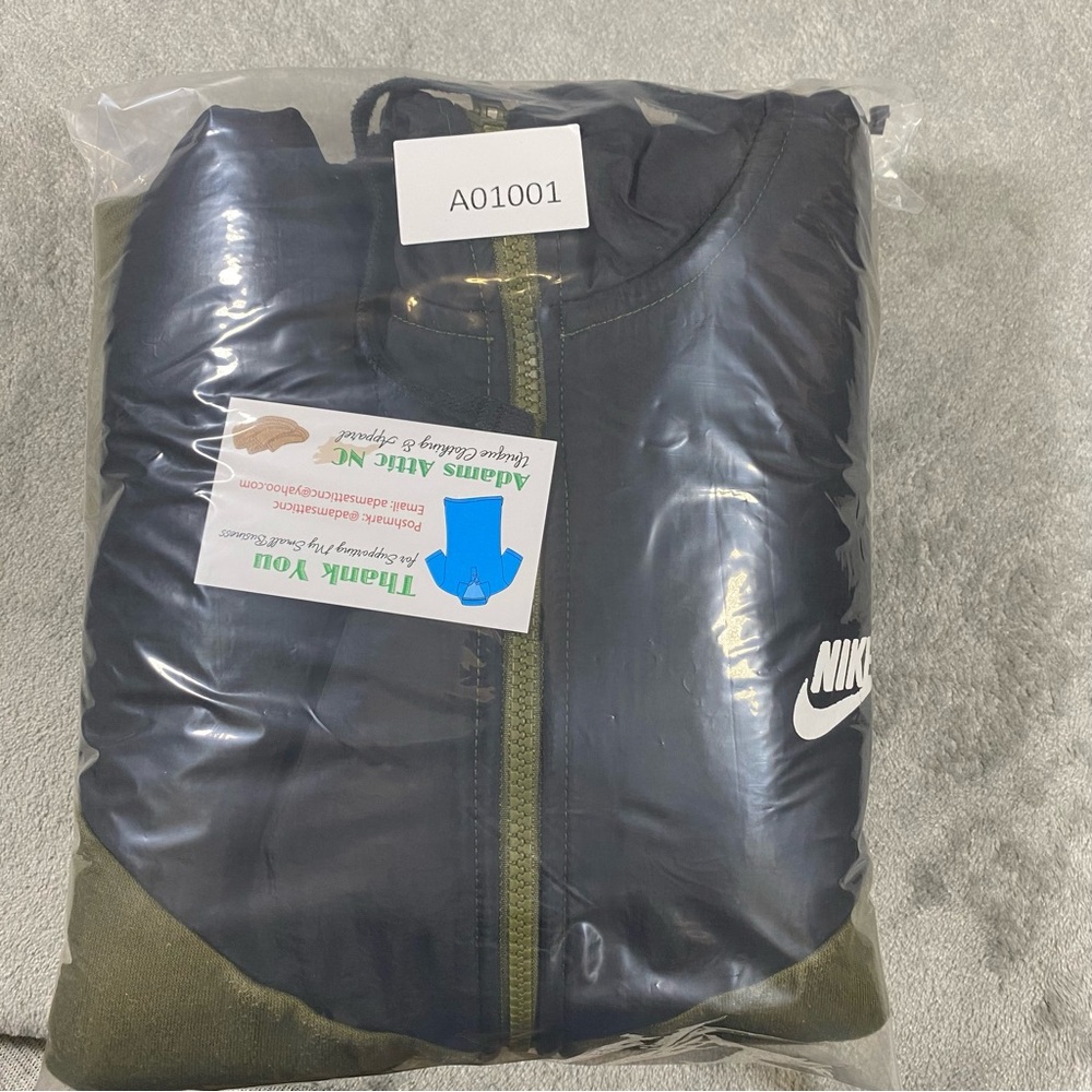 Nike Jacket Men’s Large Olive Green Hood Spell Out Sleeve Polar Fleece HBR Sport - Picture 2 of 13